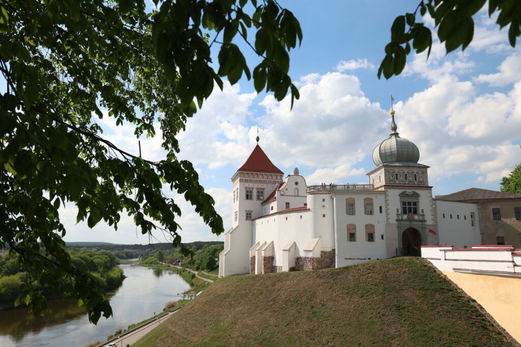 Замковая гора, откуда открывается панорама Немана